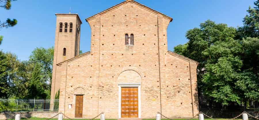 Pieve di San Pietro in Sylvis