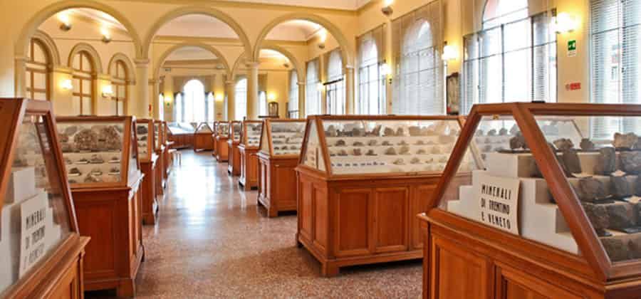 Museo di Mineralogia "Luigi Bombicci"