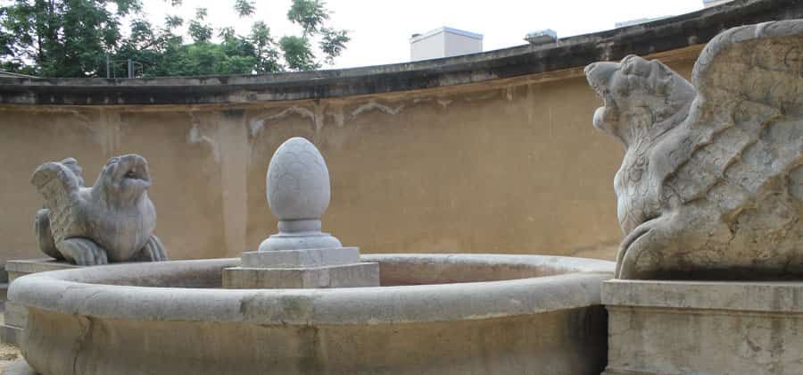 Fontana dei due Draghi