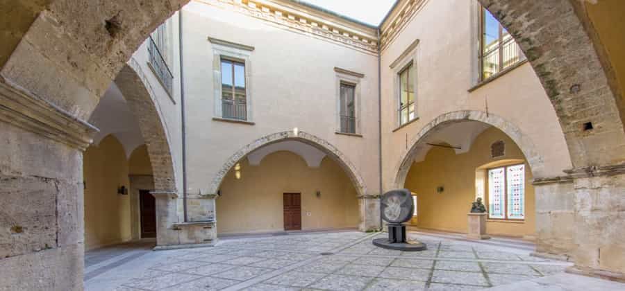 Palazzo Ducale dei Duchi d'Acquaviva