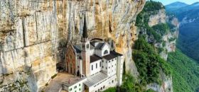 Santuario Madonna della Corona