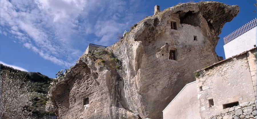 Museo dell'Anglona Domus de Janas