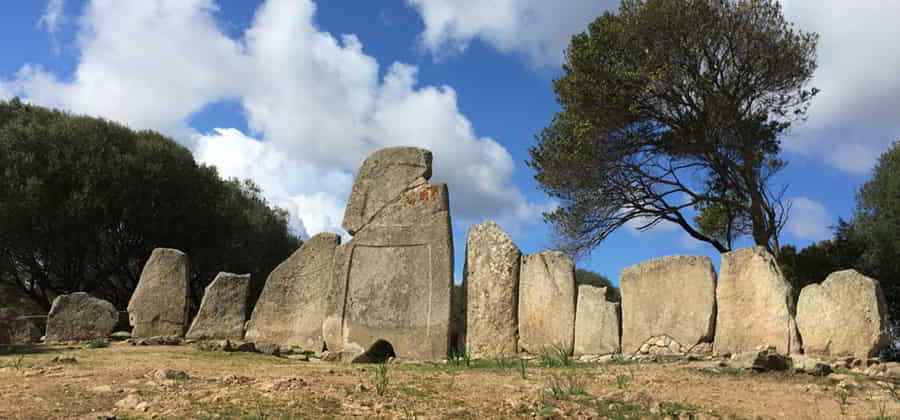 Tomba dei giganti di Li Lolghi