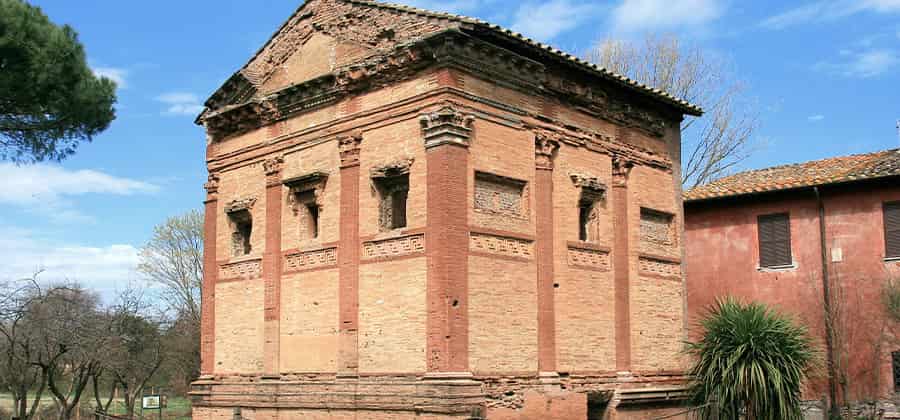 Cenotafio di Annia Regilla