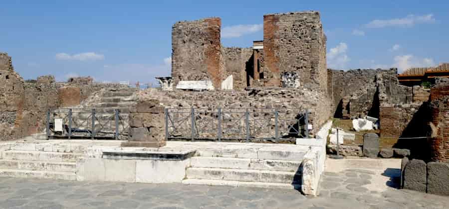 Tempio Della Fortuna Augusta Pompei