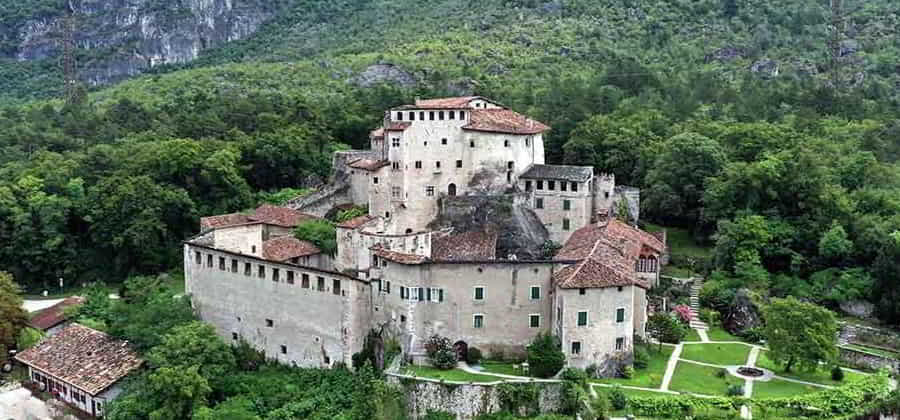 Castel Pietra