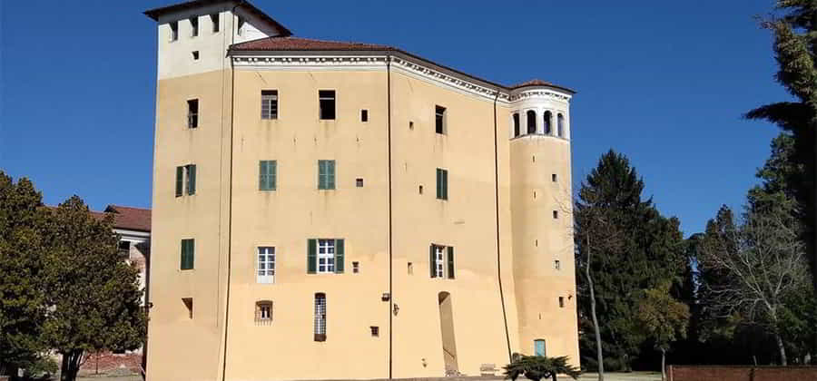 Castello di Sanfrè