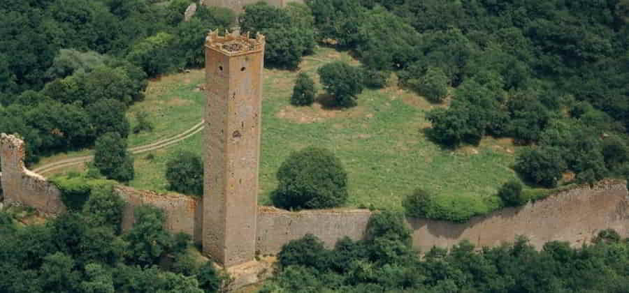 Torre di Chia