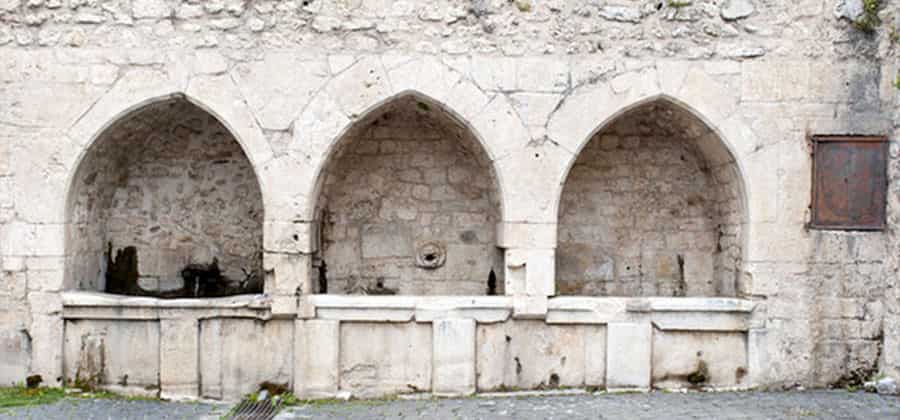 Fontana Medievale di Gagliano