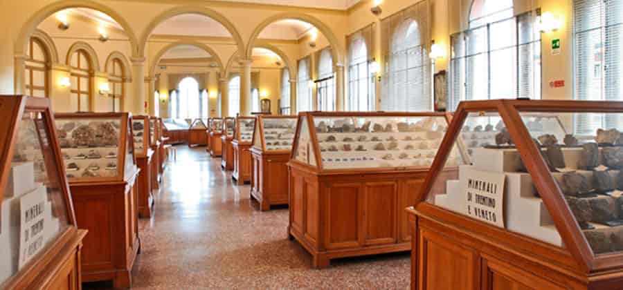 Museo di Mineralogia "Luigi Bombicci"