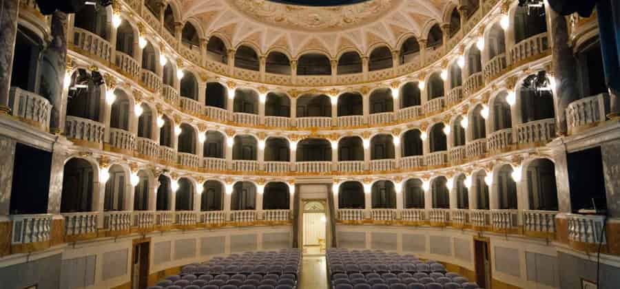 Teatro Lauro Rossi