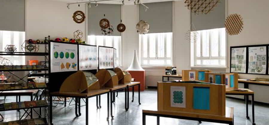 Mostra permanente "Simmetria, giochi di specchi"