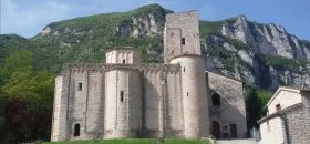 Abbazia di San Vittore alle Chiuse