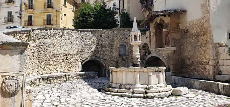 Fontana Medioevale di Fontecchio