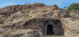 Necropoli di Is Loccis-Santus