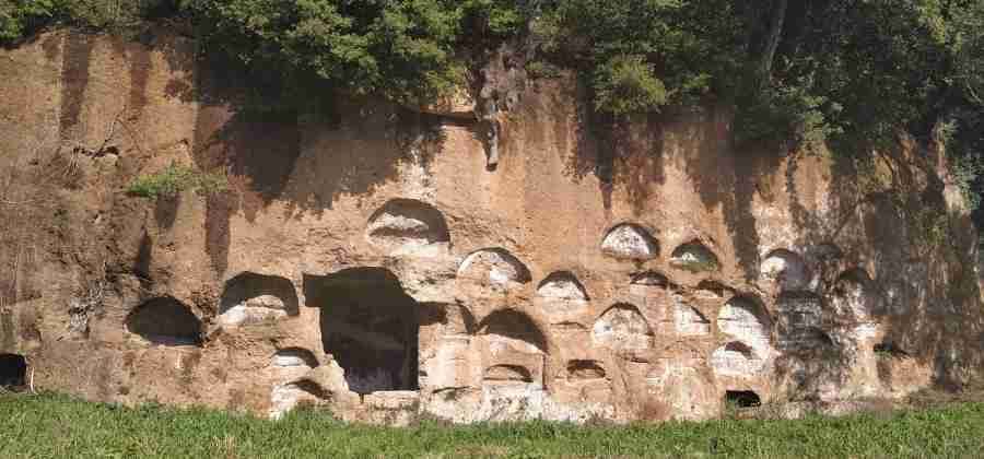 Necropoli urbana di Sutri