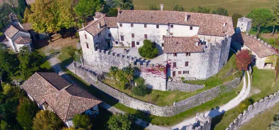 Castello di Arcano