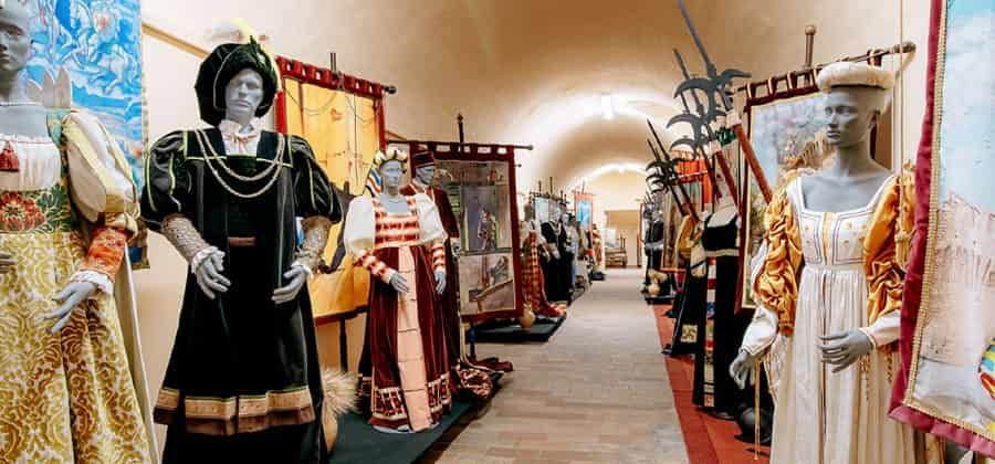 Sala del Costume e Tradizioni Popolari