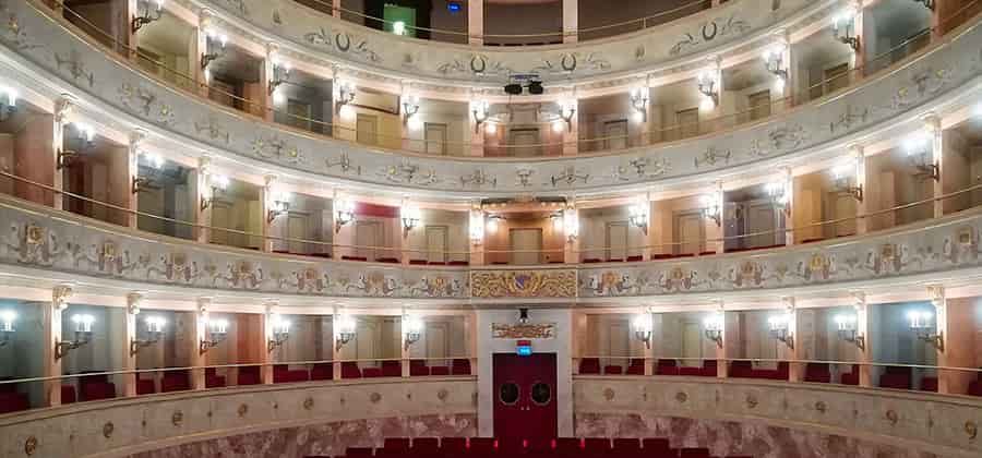 Teatro Comunale "Ebe Stignani"