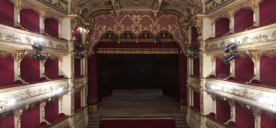 Teatro Girolamo Magnani