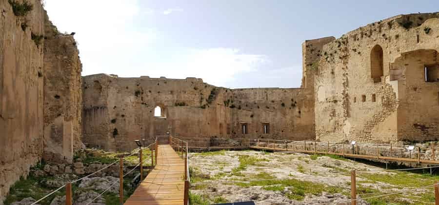 Castello dei Conti Luna