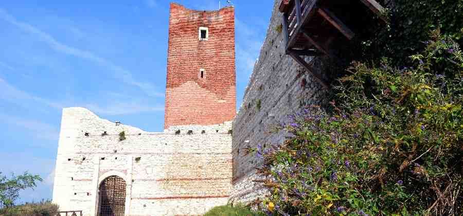 Castello di Bellaguardia