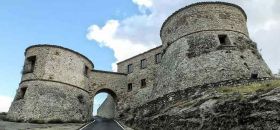 Castello due torri di Scorticata