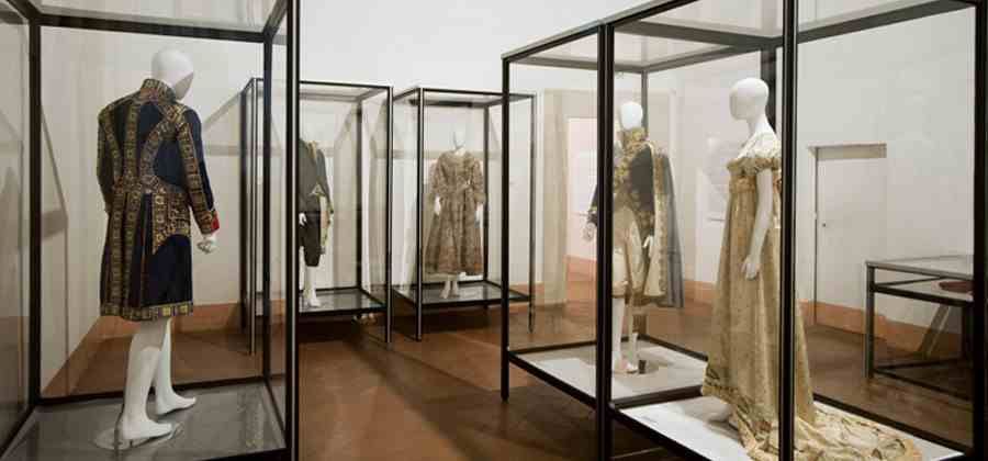 Museo del Tessuto e del Costume Antico