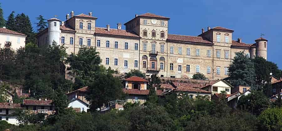 Castello degli Alfieri di Magliano