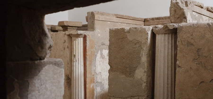 Tomba a quattro camere funerarie