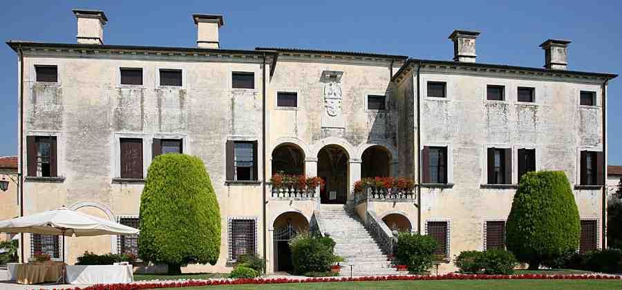 Villa Godi