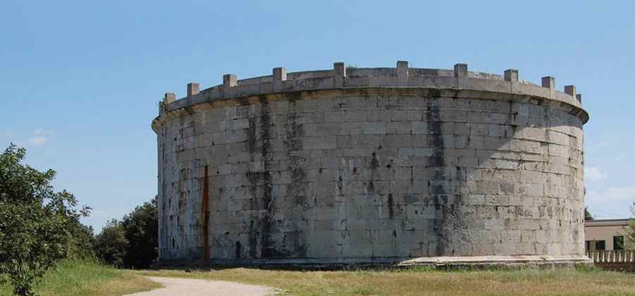 Mausoleo di Lucio Munazio Planco