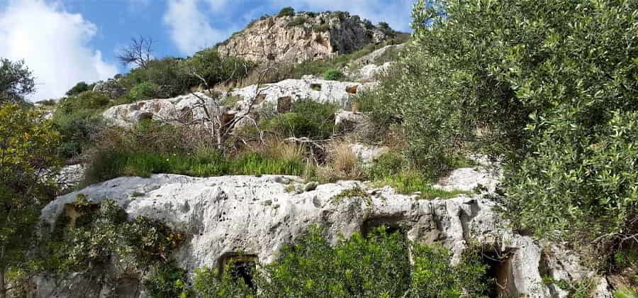 Necropoli di Cassibile